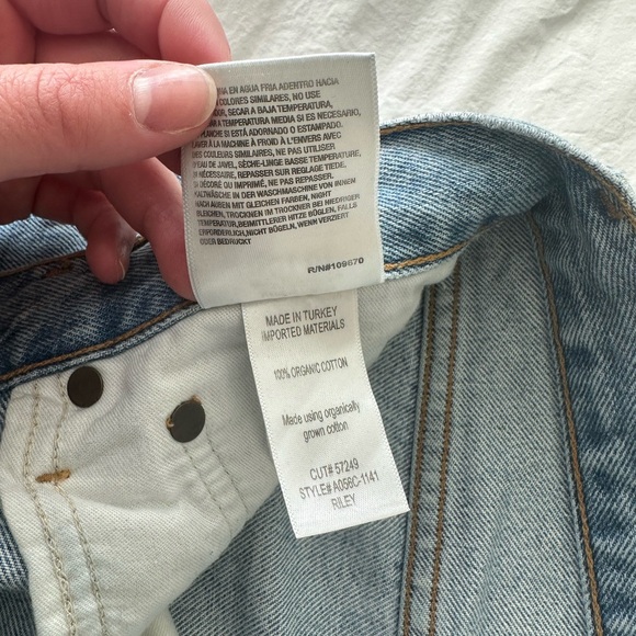 Agolde Riley Crop Straight Jeans - Picture 5 of 8